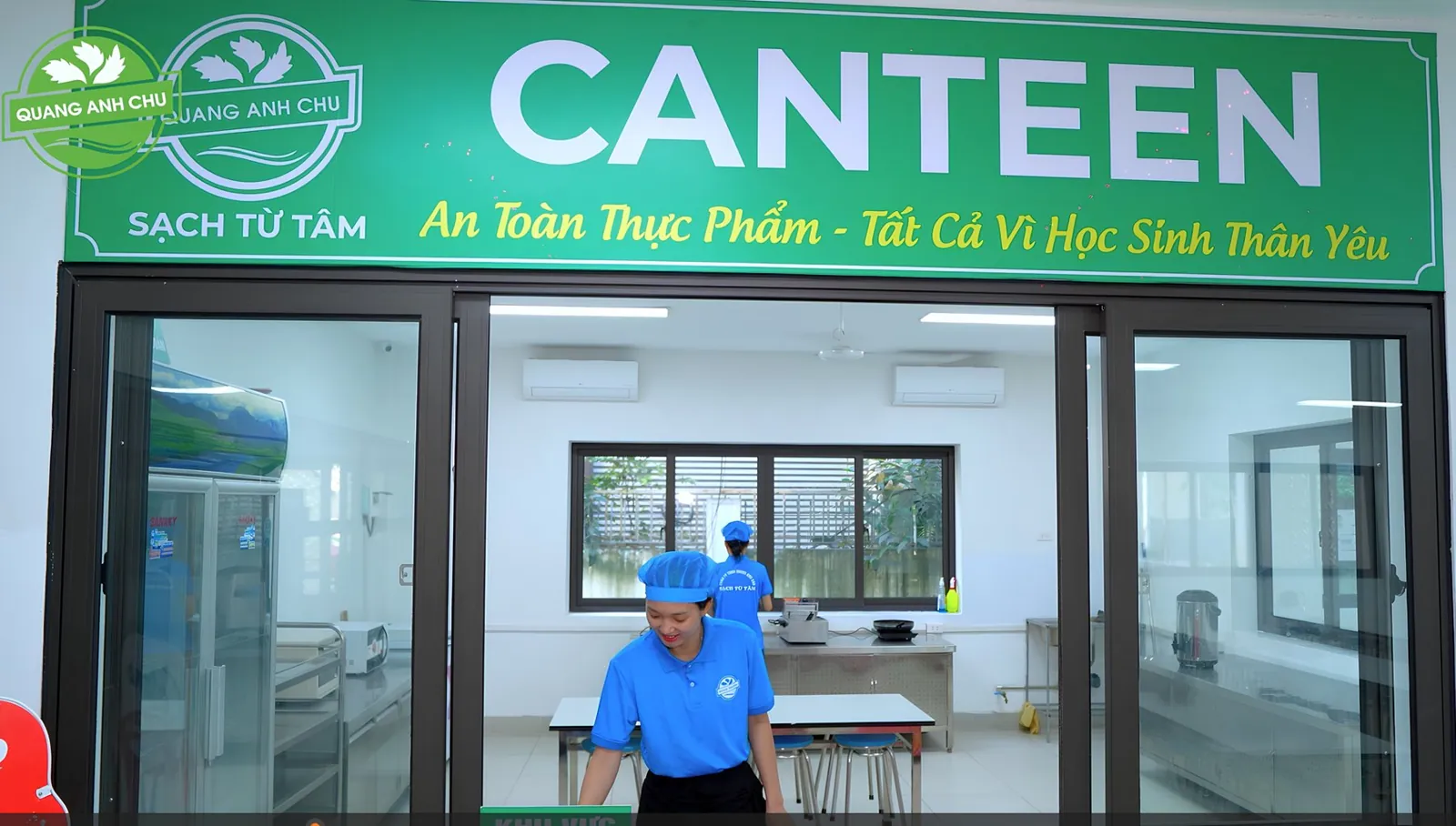 Canteen Quang Anh Chu tại trường học